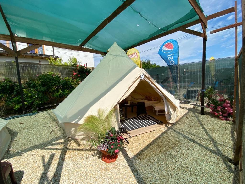 Aurora Tent 4 Rent Hotel Vama Veche Exterior foto